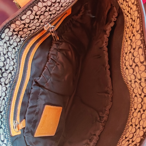 Coach tote - Picture 3 of 4